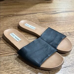 Steve Madden Black and Brown Slide Sandals